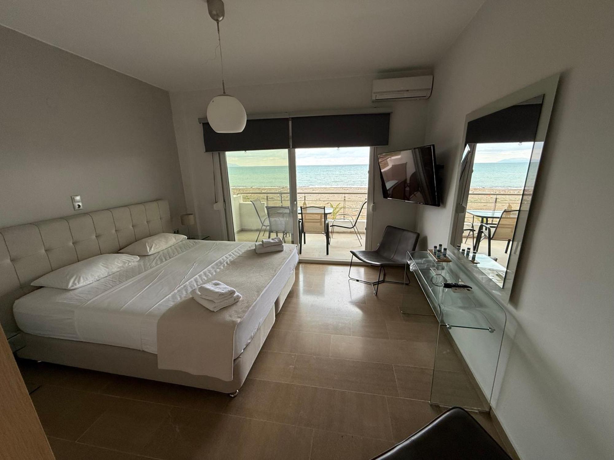 Korelis Apartments Agia Anna  Exterior foto